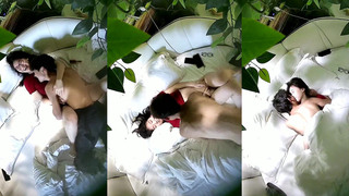 《酒店摄像头破解》小伙带着极品粉嫩的小女友各种姿势啪啪连干两炮